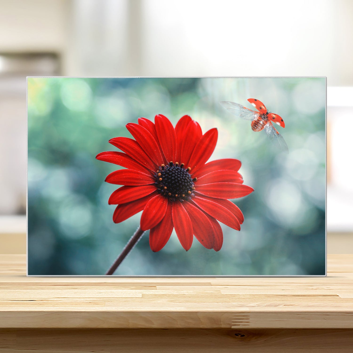Schneidebrett - Rote Blume und Marienkäfer