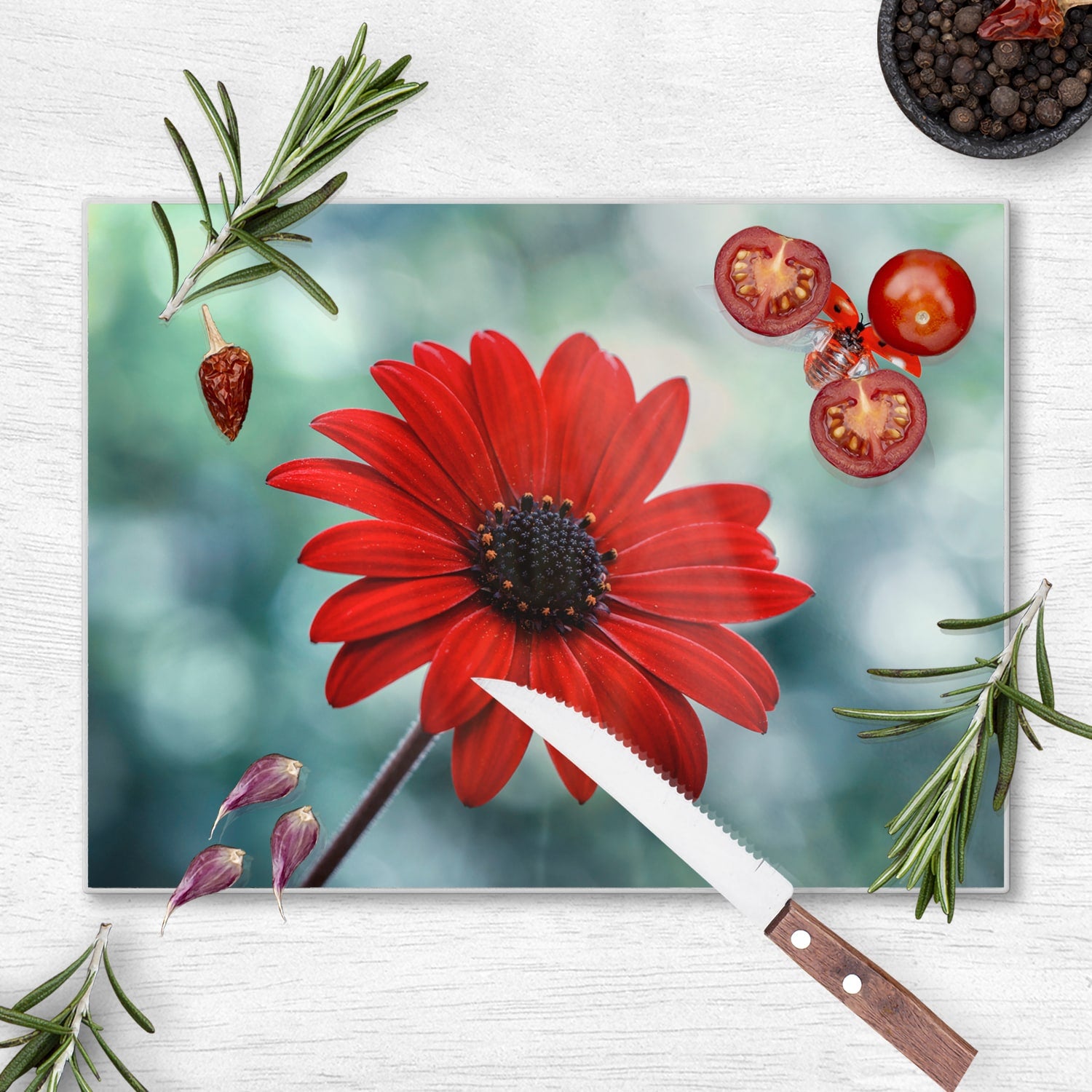 Schneidebrett - Rote Blume und Marienkäfer