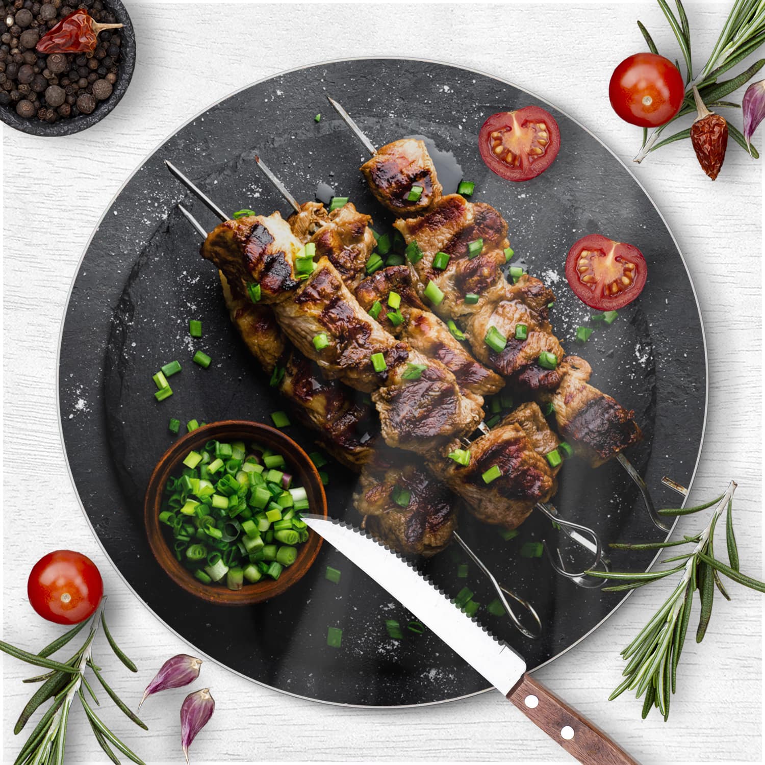 Schneidebrett Rund - Kebab auf Spießen