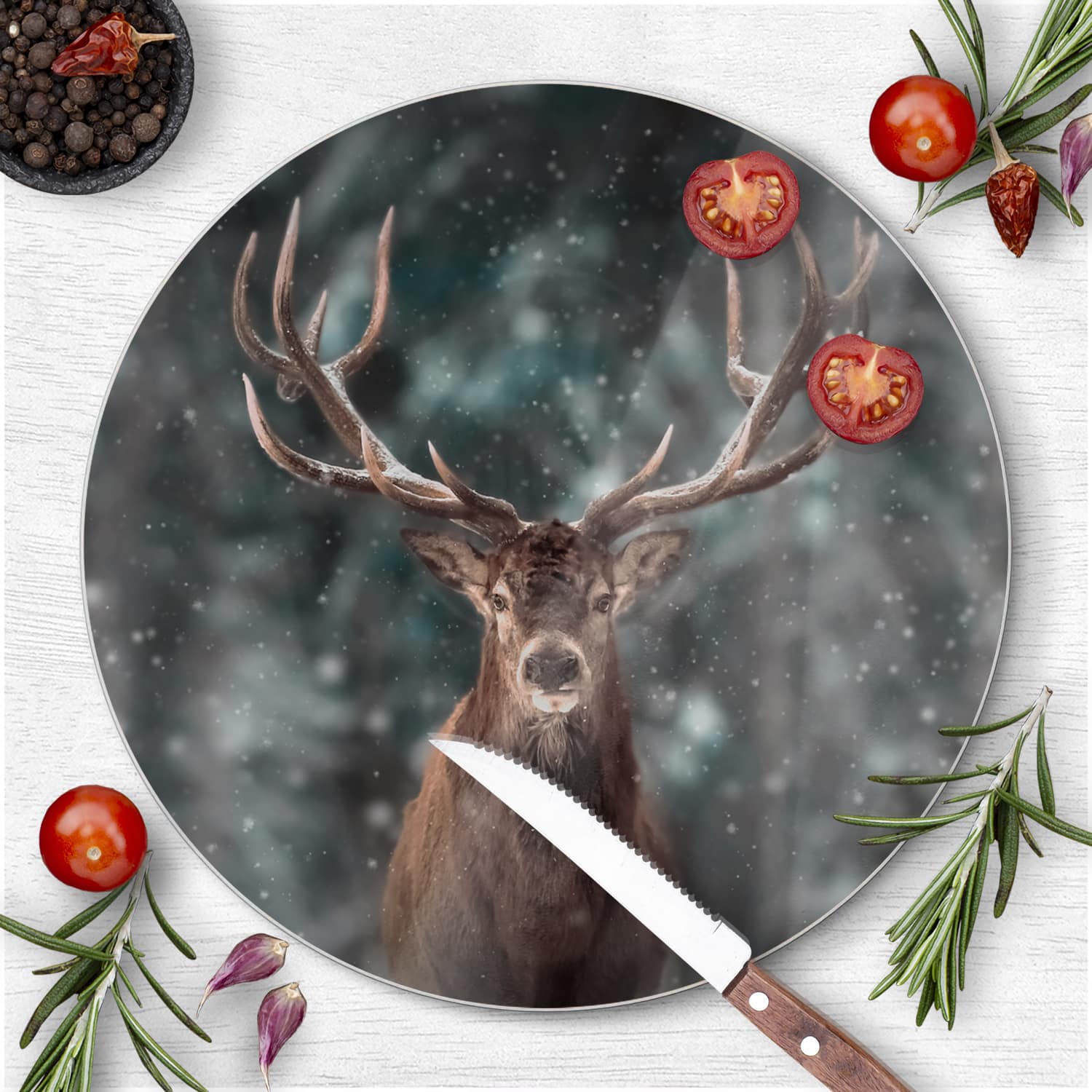Schneidebrett Rund - Edelhirsch im Winter