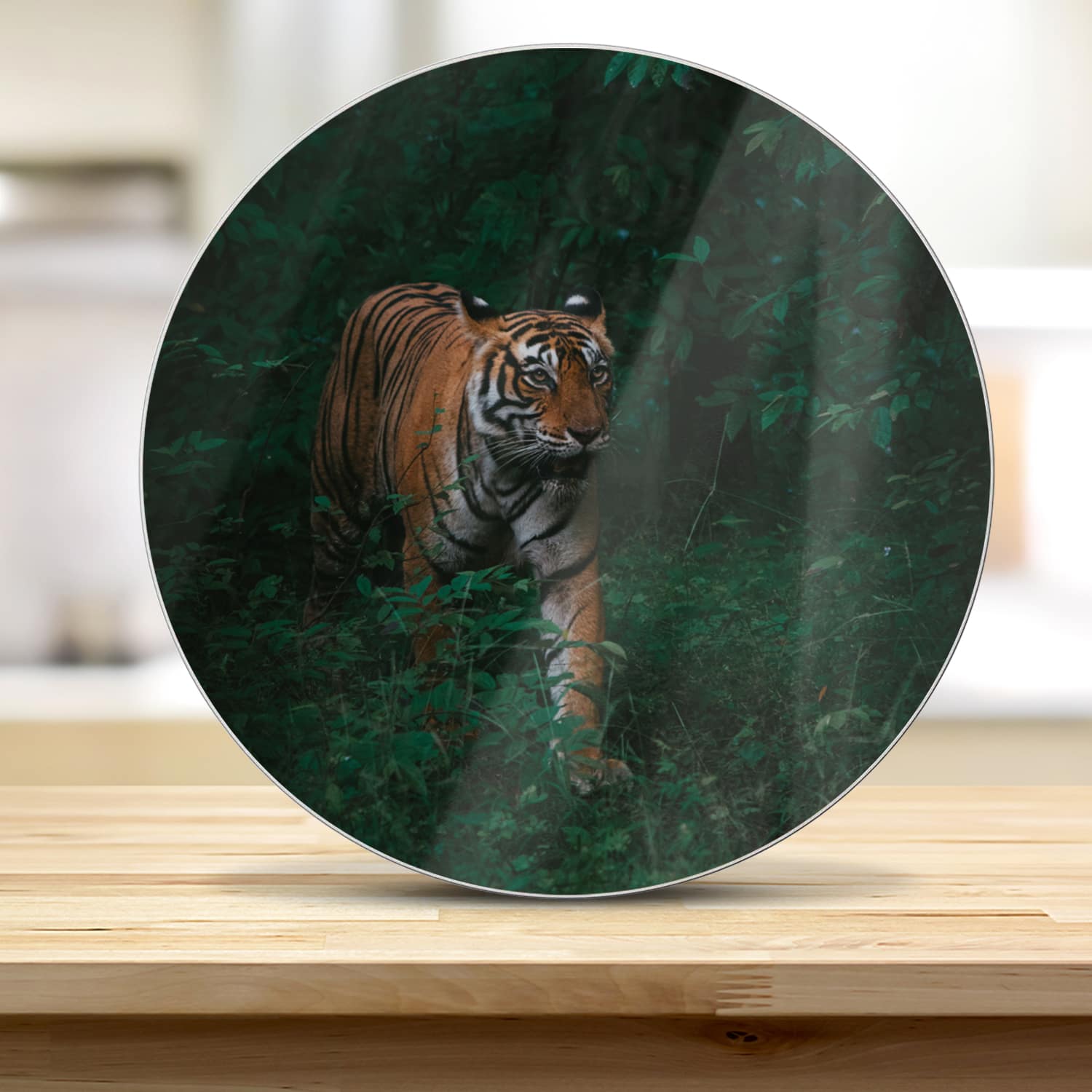 Schneidebrett Rund - Bengalischer Tiger im Wald