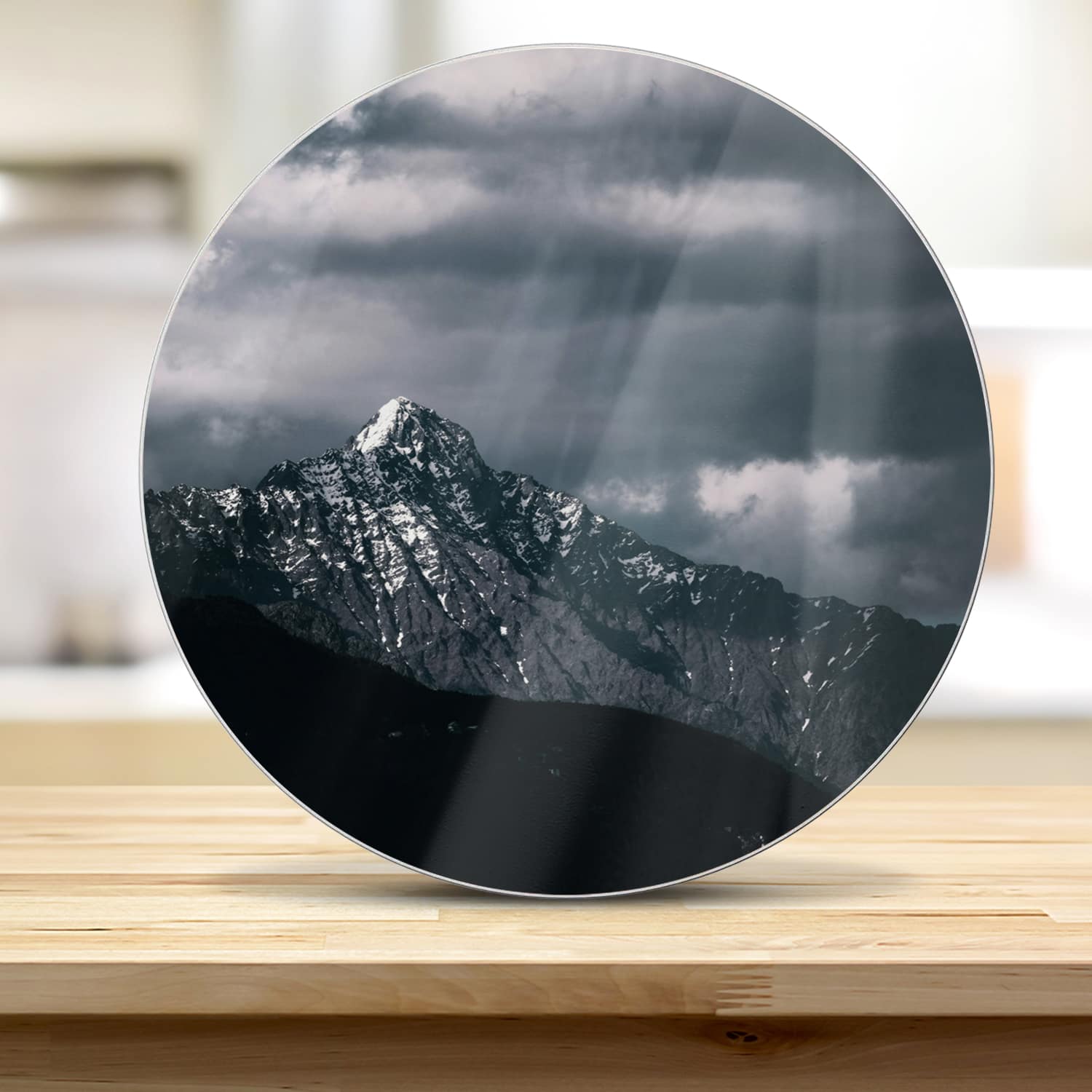 Schneidebrett Rund - Dunkle Berggipfel