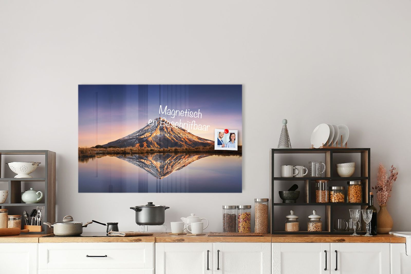 Glas-Whiteboard Berg Taranaki – magnetisch, kratzfest & rahmenlos