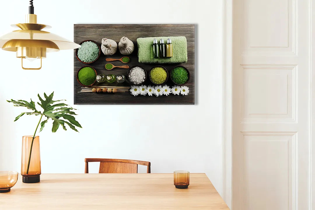 Kurkborden op canvas met wellness kruiden en massageproducten – formaat 100 × 70 cm