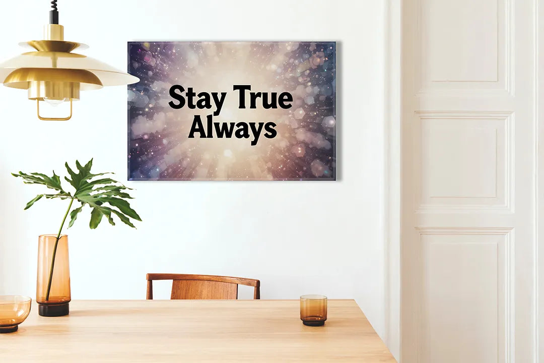 Kurkborden op canvas met stay true always quote op sterrenhemel – formaat 100 × 70 cm