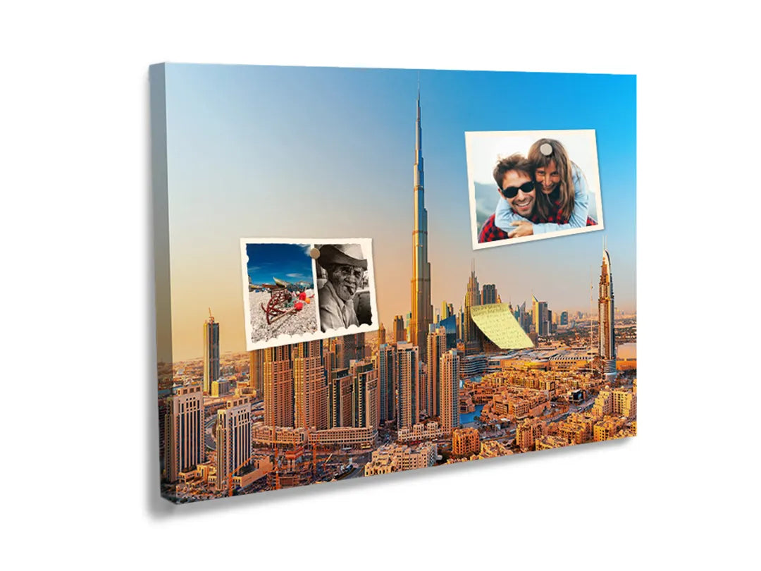 Kurkborden op canvas met skyline van dubai met burj khalifa – formaat 60 × 40 cm