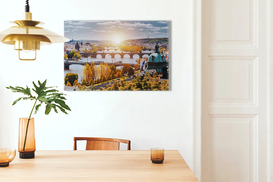 Kork-Pinnwände auf Leinwand mit panorama von prag bei sonnenuntergang – Format 100 × 70 cm