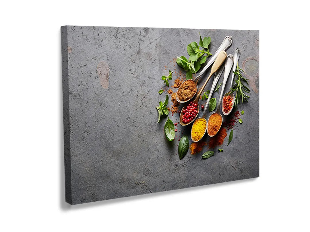 Kurkborden op canvas met verse kruiden en specerijen op steen – formaat 120 × 80 cm
