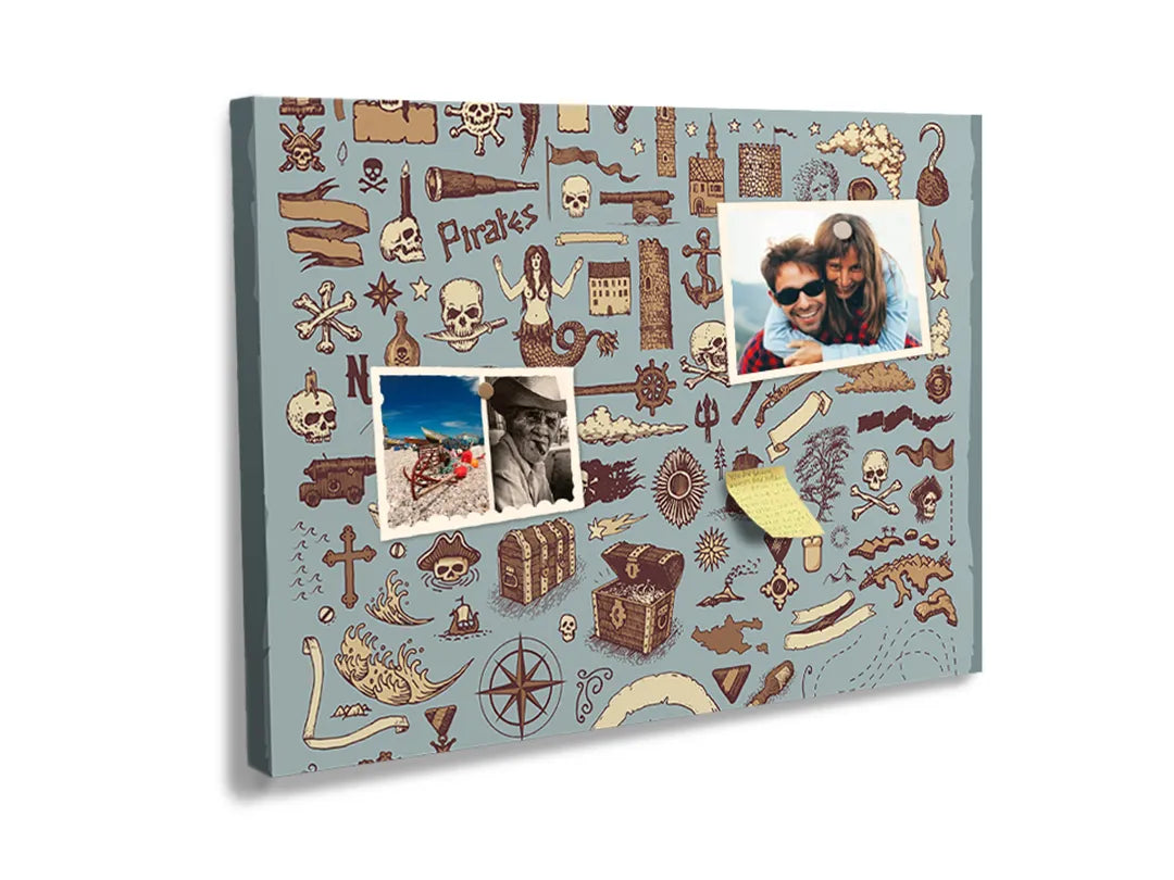 Kurkborden op canvas met vintage piratenkaart met maritieme iconen – formaat 60 × 40 cm