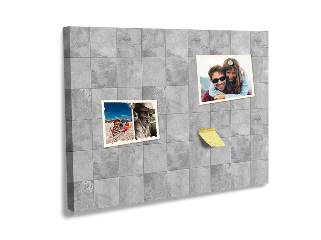 Kurkborden op canvas met grijze geometrische tegelstructuur – formaat 60 × 40 cm