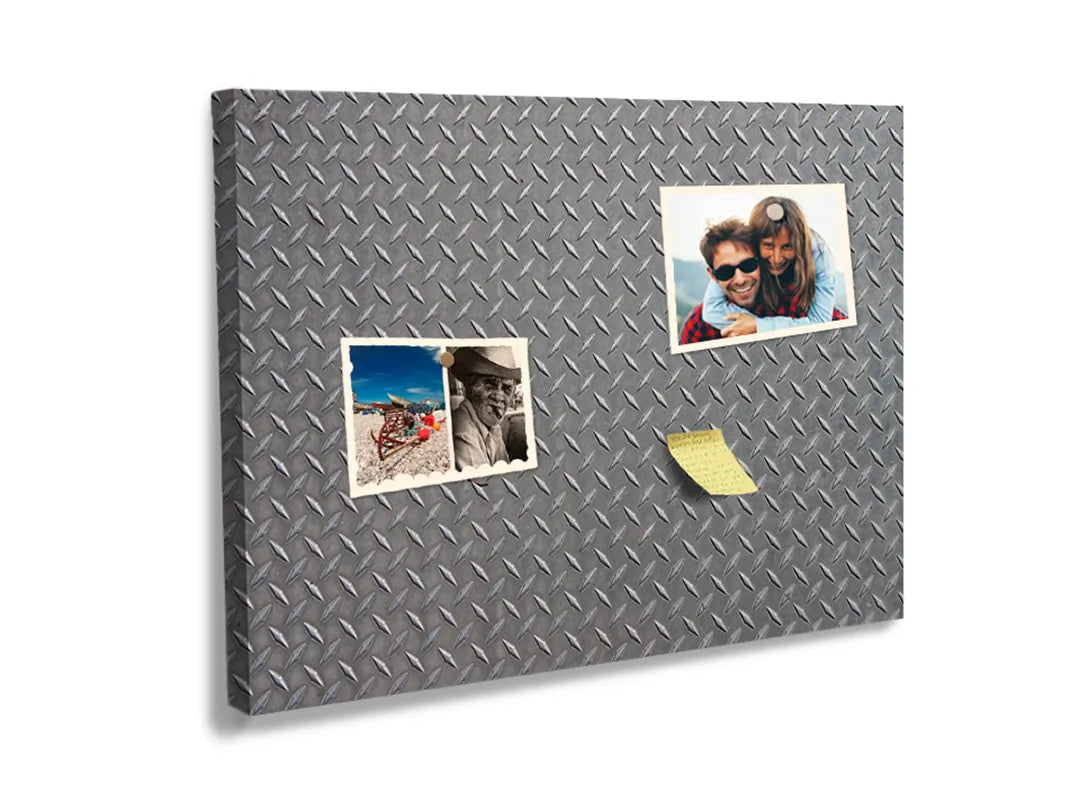Kork-Pinnwände auf Leinwand mit riffelblech-metallstruktur – Format 60 × 40 cm