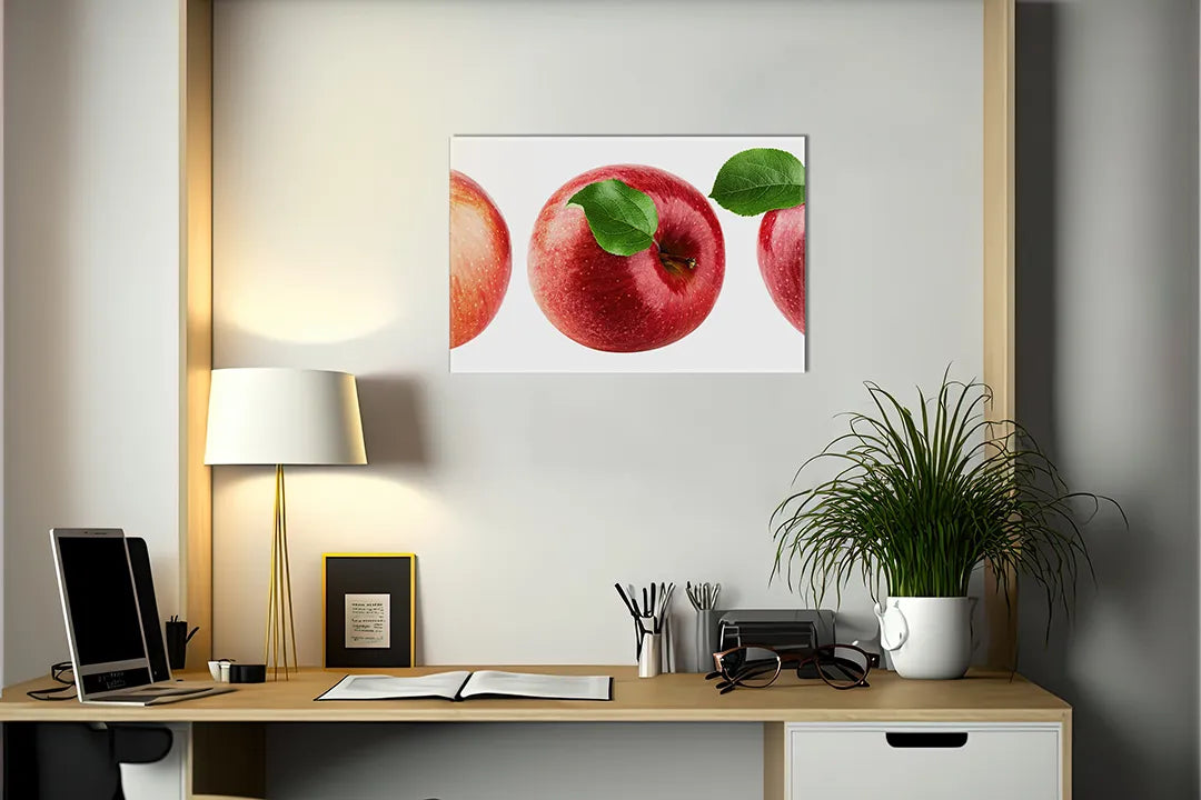 Kurkborden op canvas met rode appels op witte achtergrond – formaat 140 × 100 cm