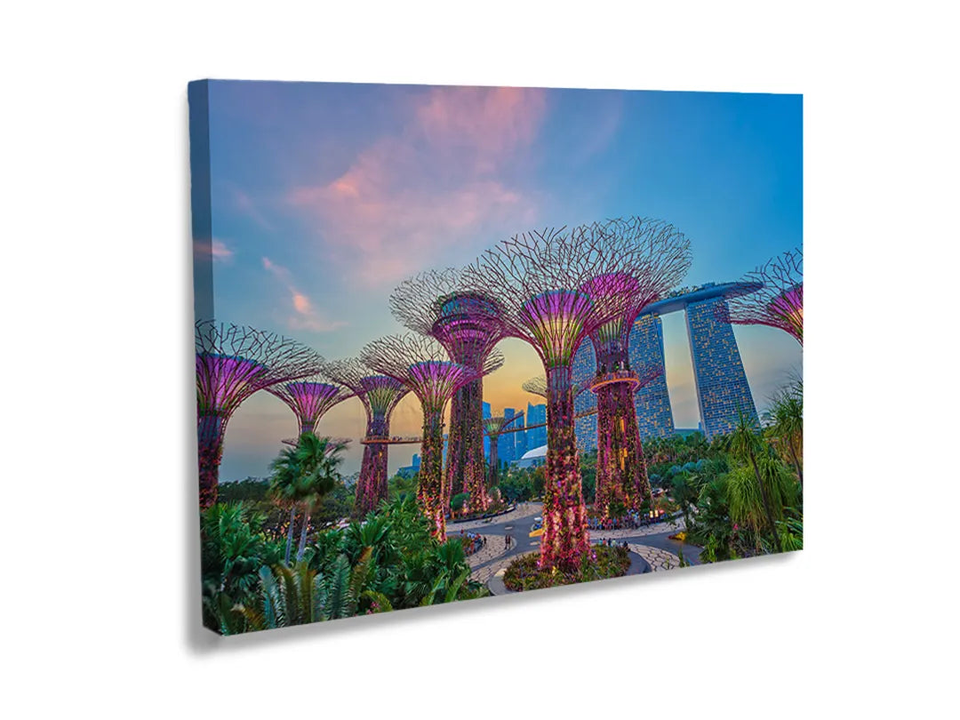 Kork-Pinnwände auf Leinwand mit futuristische gärten von singapur – Format 120 × 80 cm
