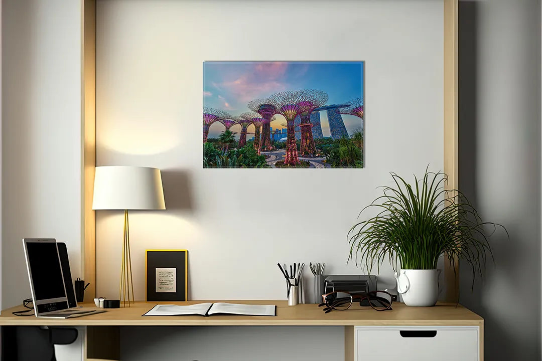 Kork-Pinnwände auf Leinwand mit futuristische gärten von singapur – Format 140 × 100 cm
