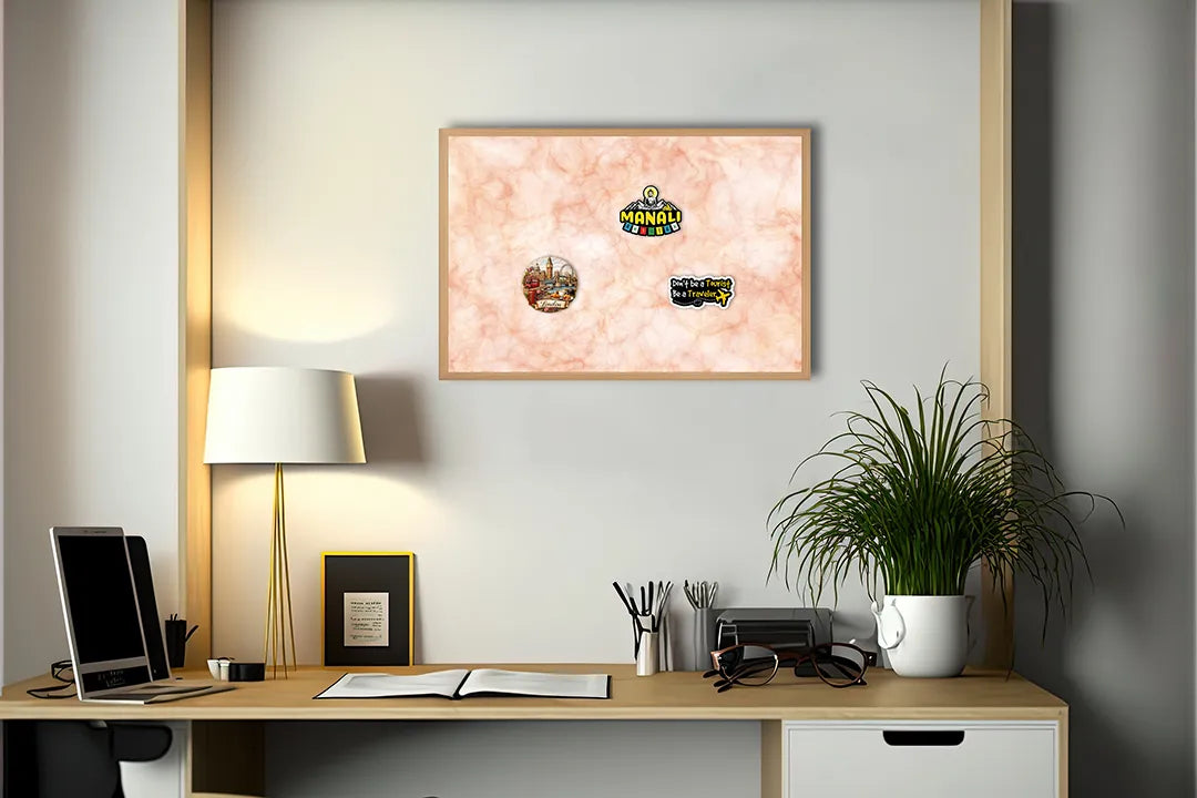 Metall Magnetboard mit hochwertigem Rosa Marmor Textur Design
