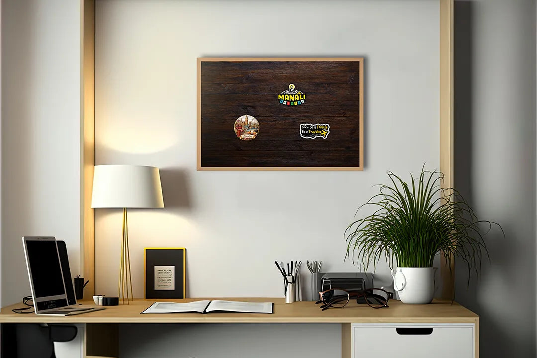 Metall Magnetboard mit hochwertigem Dunkel Holz Textur Design