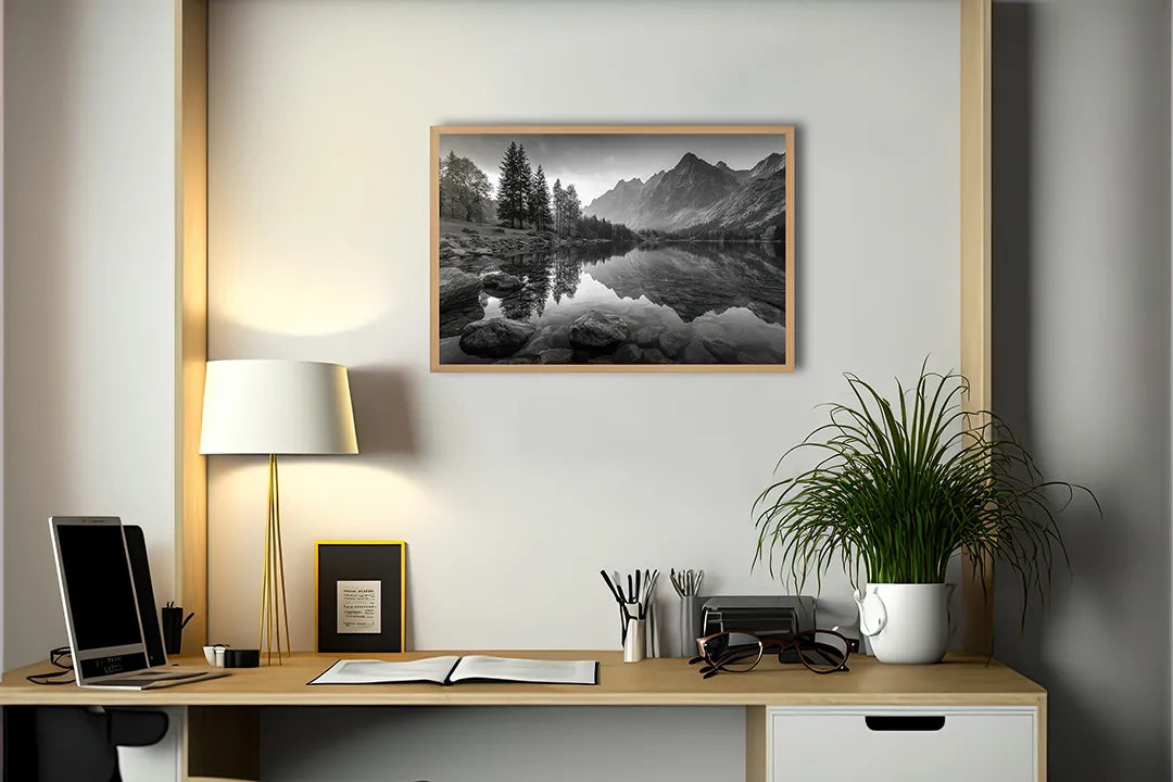 Metall Magnetboard mit hochwertigem Bergsee Spiegelung schwarz weiß Design