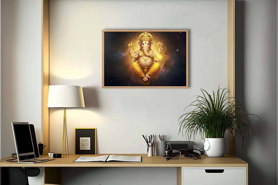 Metall Magnetboard mit hochwertigem Goldene Ganesha Gottheit Strahlen Design