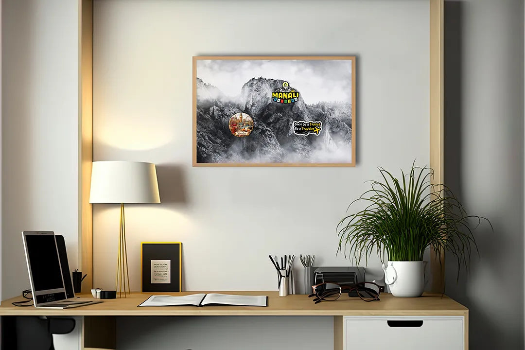 Metall Magnetboard mit hochwertigem Mistige Bergtoppen Design
