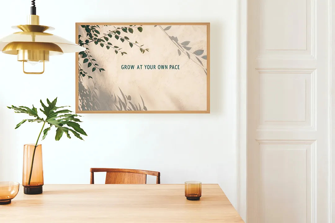Metall Magnetboard mit hochwertigem Grow at your own pace Zitat Design