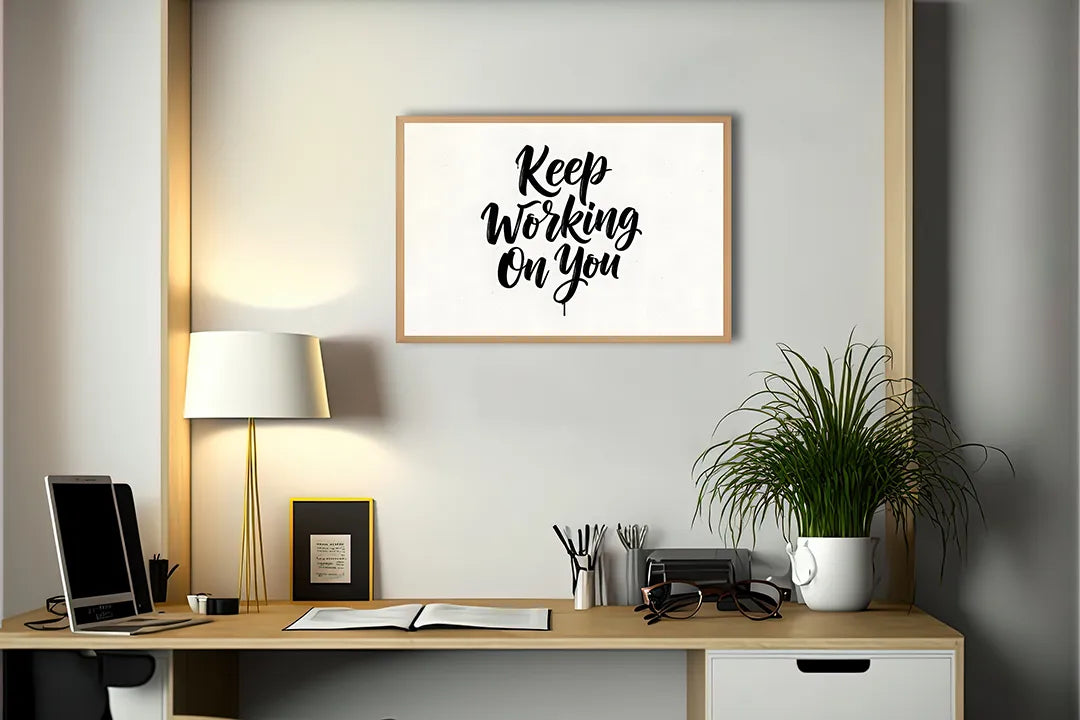 Metall Magnetboard mit hochwertigem Keep working on you Zitat Design