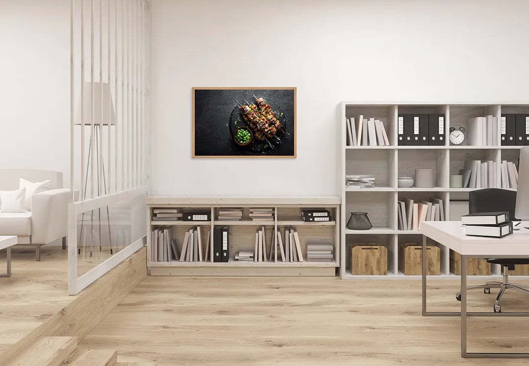 Metall Magnetboard mit hochwertigem Vleesspiezen Auf Dunkel Leisteen Design