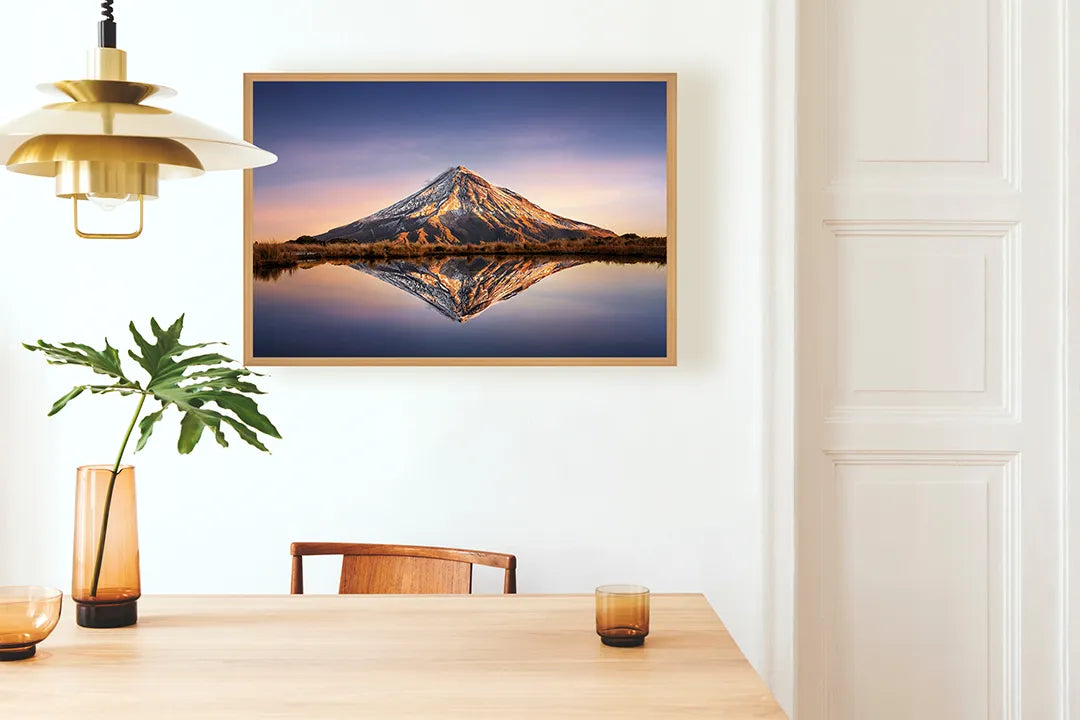 Metall Magnetboard mit hochwertigem Bergsee Spiegelung Design