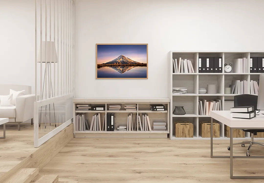 Metall Magnetboard mit hochwertigem Bergsee Spiegelung Design