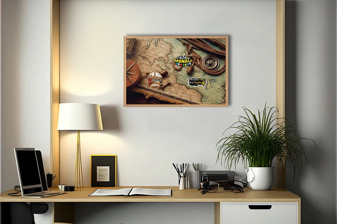Metall Magnetboard mit hochwertigem Weltkarte Holz Kompass Design