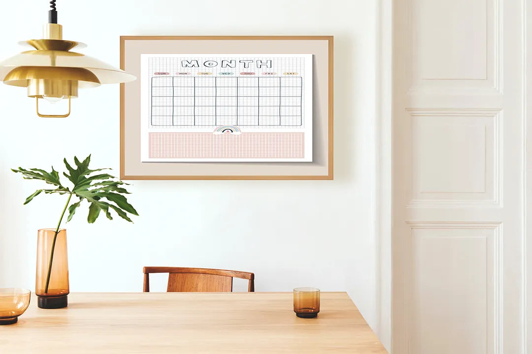 Metall Magnetboard mit hochwertigem Rosa Monatsplaner Design