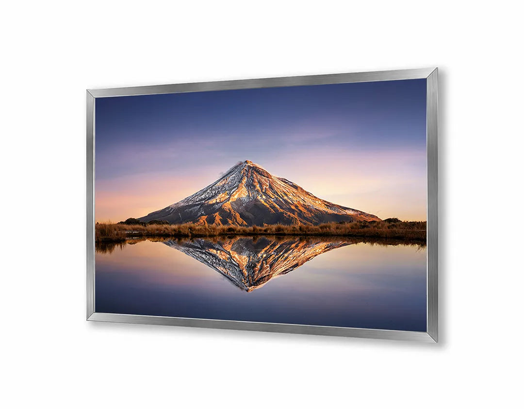 Metall Magnetboard mit hochwertigem Bergsee Spiegelung Design
