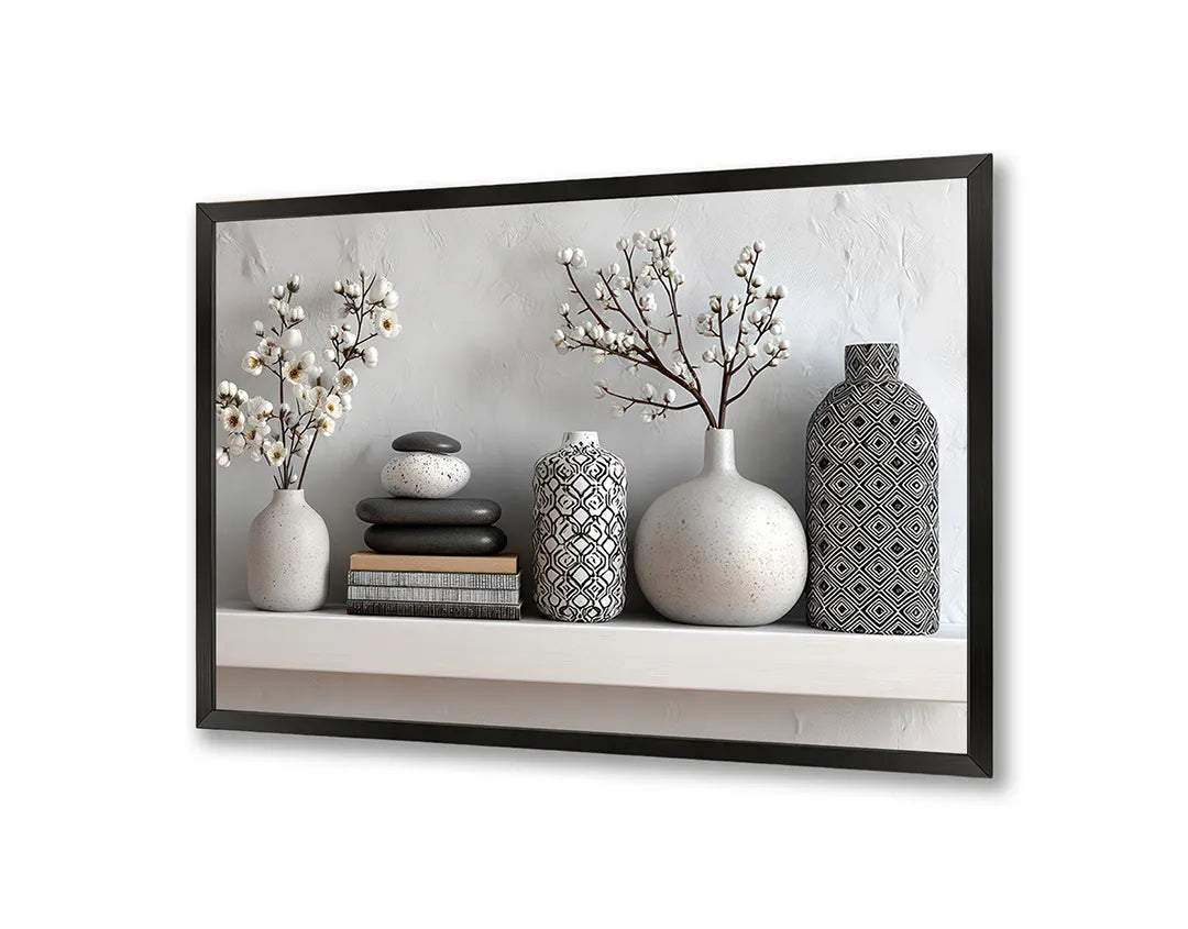 Metall Magnetboard mit hochwertigem Vasen mit planten auf Regal Interieur Design
