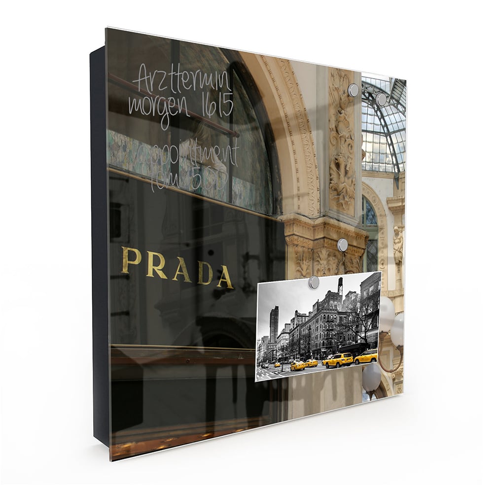 Schlüsselkast Prada-Geschäft