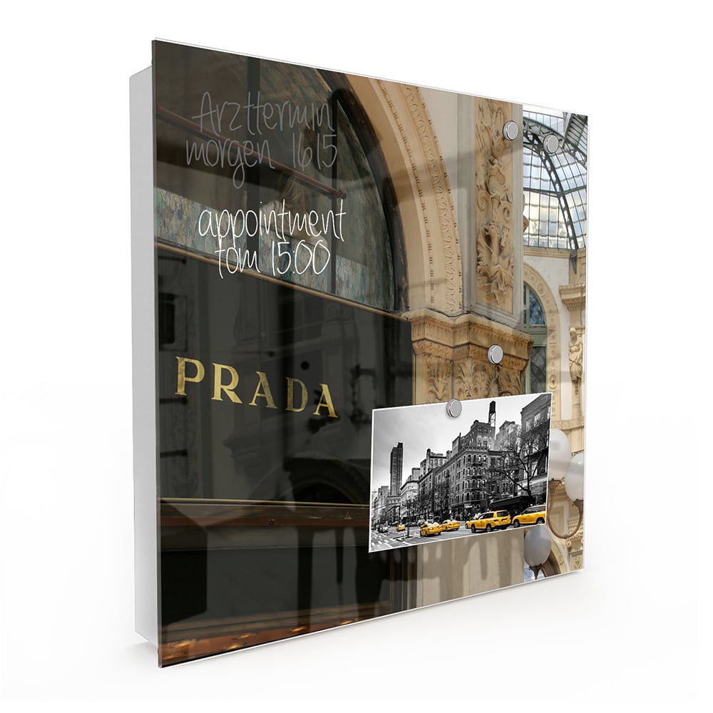 Schlüsselkast Prada-Geschäft