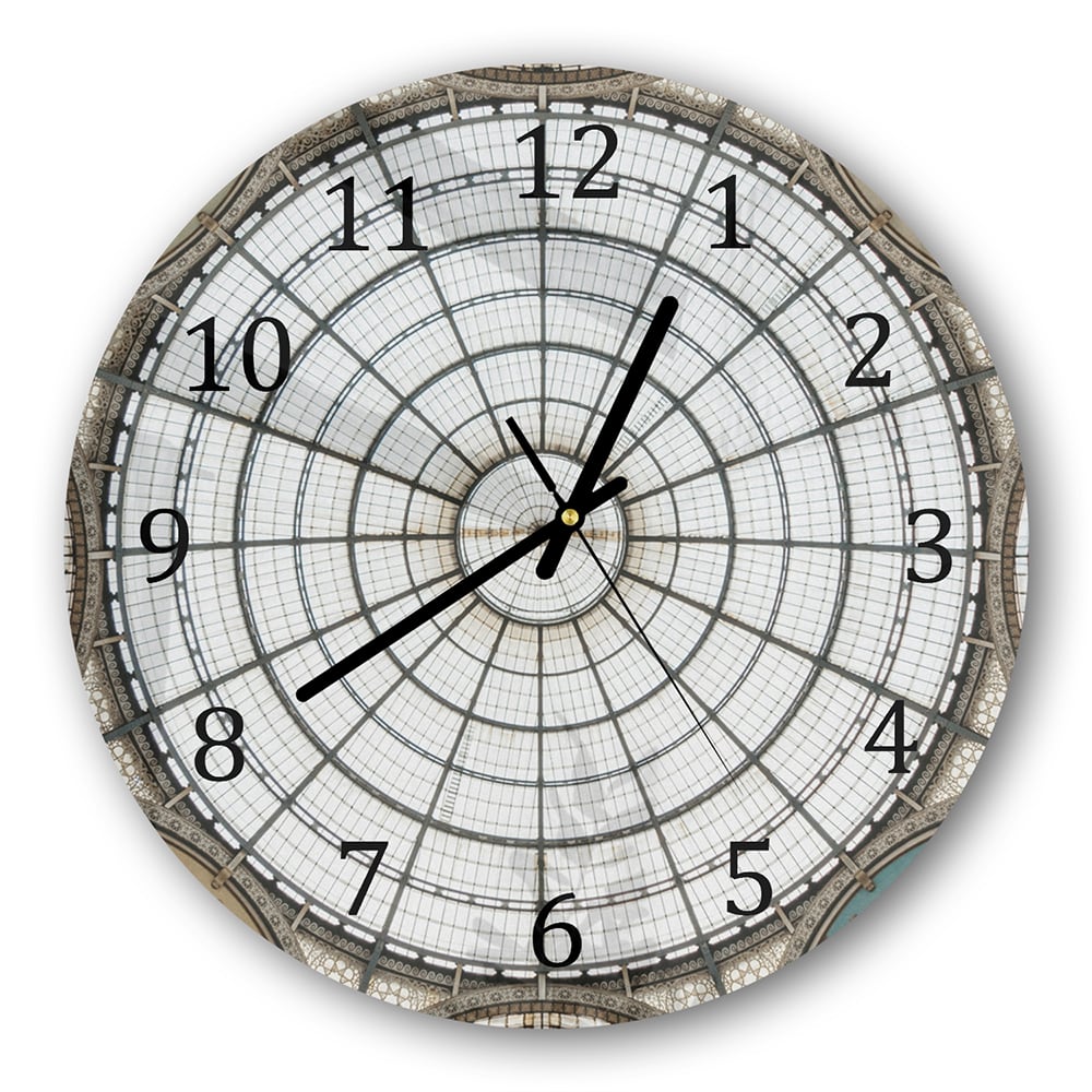 Wanduhr Rund - Historische Architektur