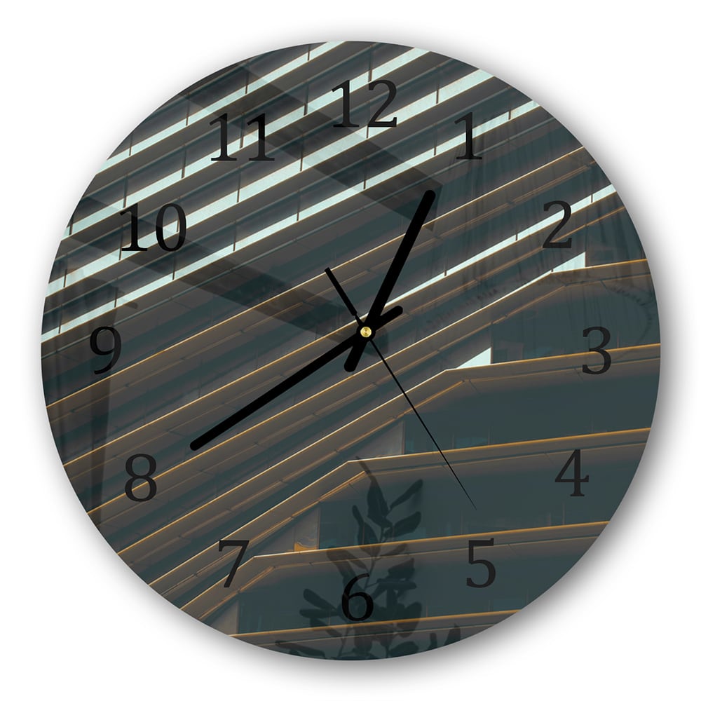 Wanduhr Rund - Nahaufnahme eines Gebäudes