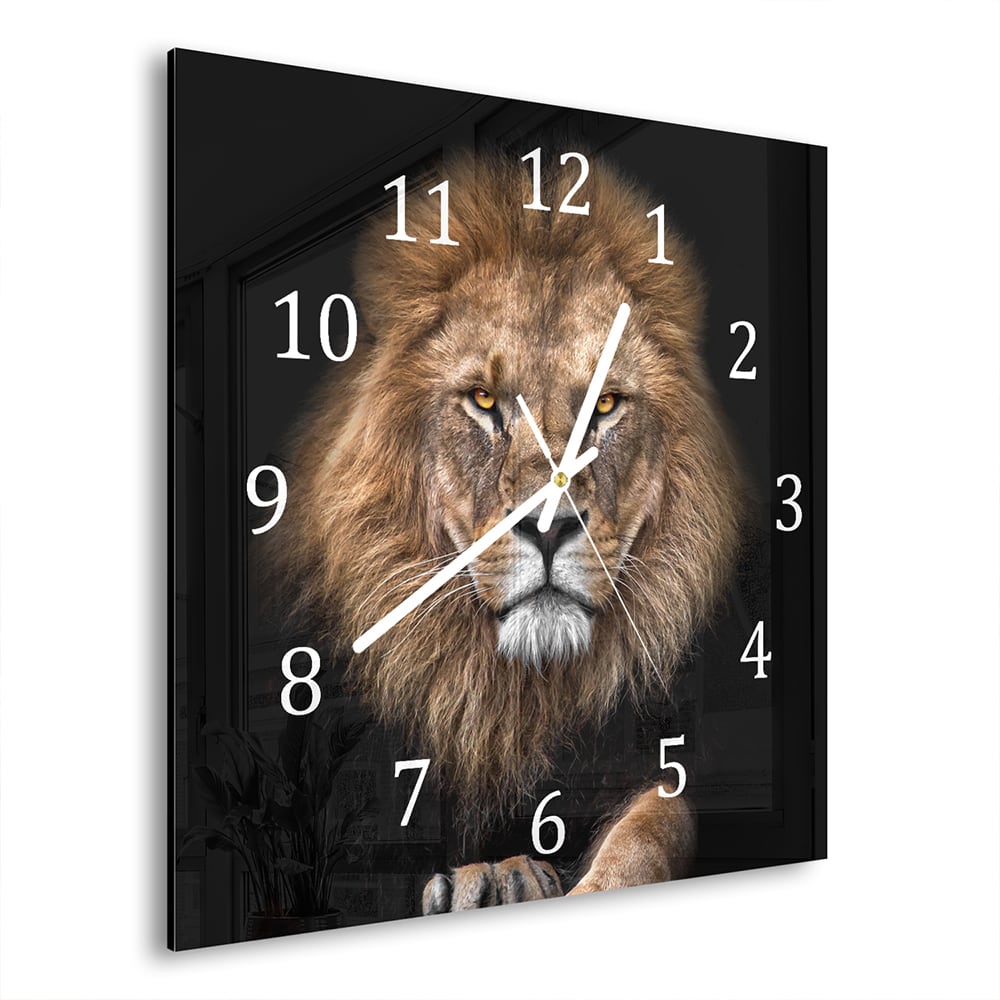 Wanduhr 30x30 - Löwe im Dunkeln
