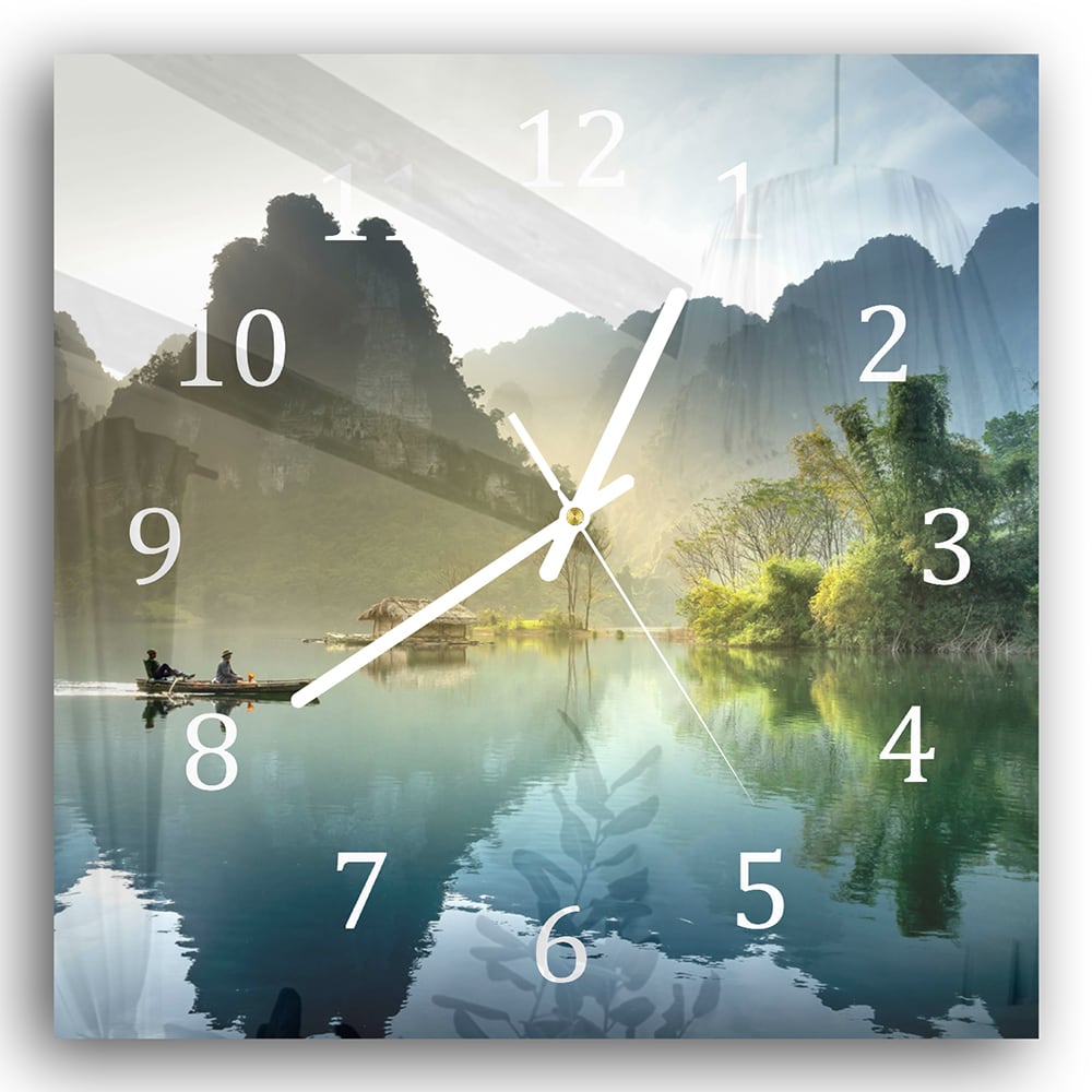 Wanduhr 30x30 - Nebelige Berge
