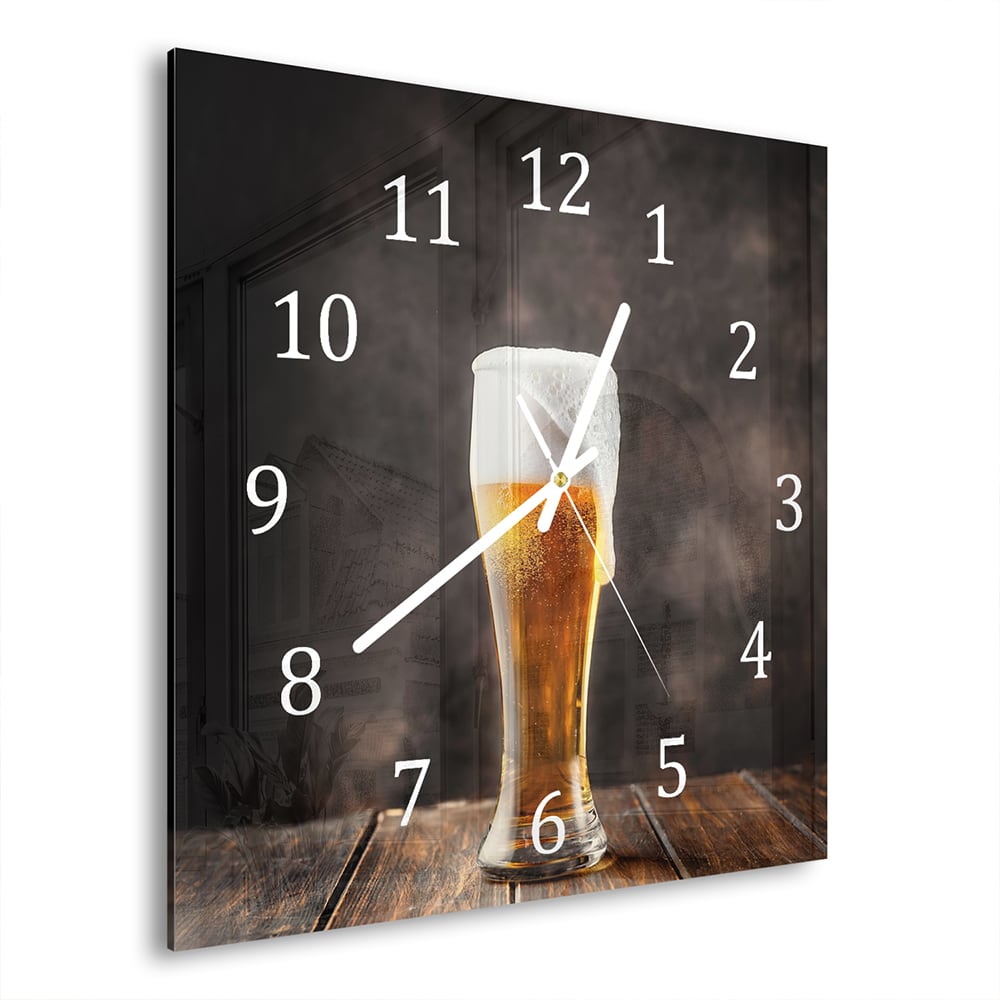 Wanduhr 30x30 - Erfrischendes Bier