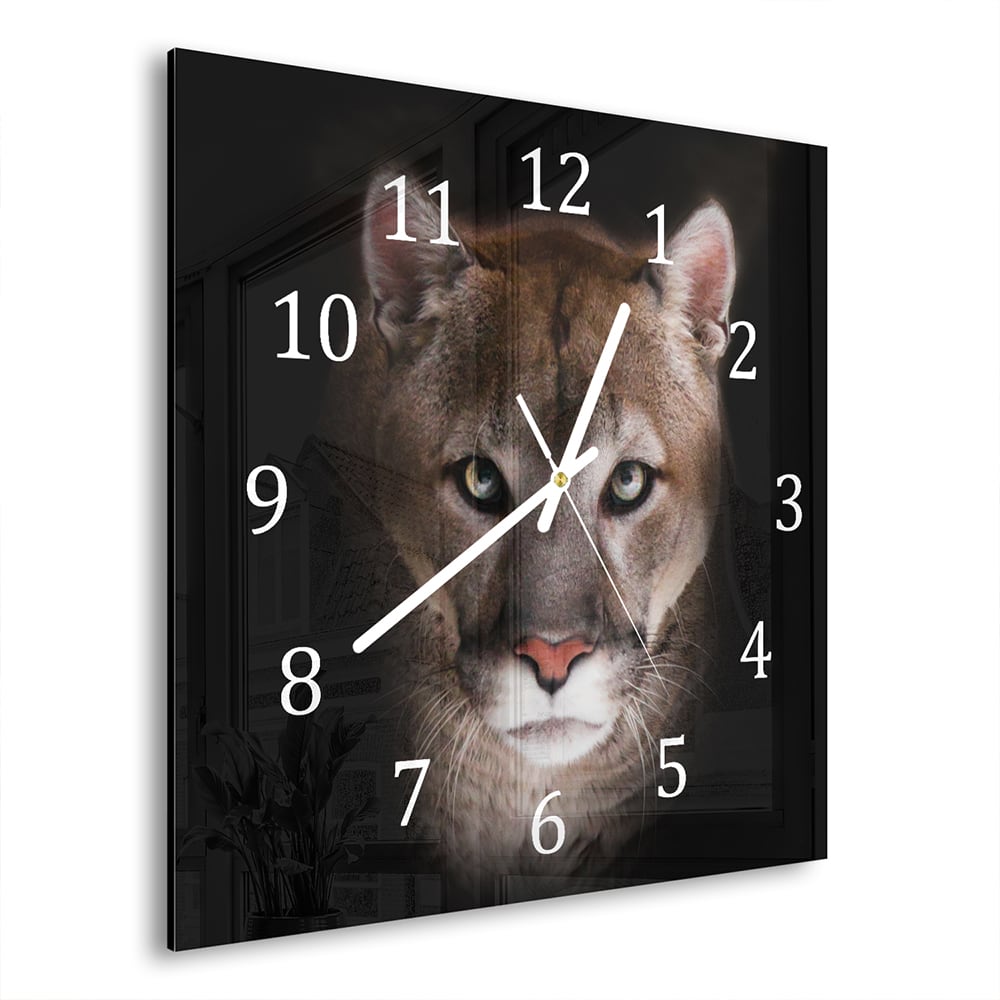 Wanduhr 30x30 - Puma im Dunkeln
