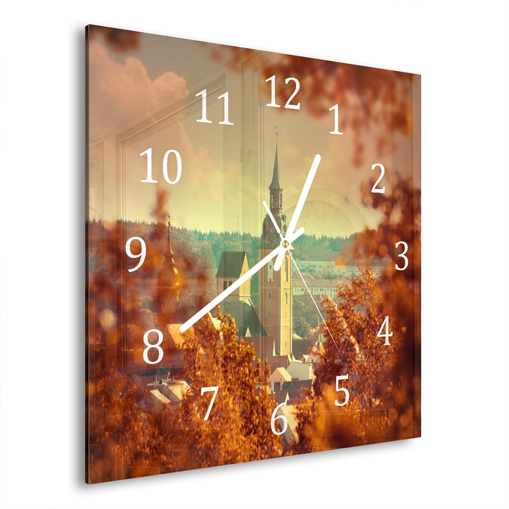 Wanduhr 30x30 - Kirche im Herbst