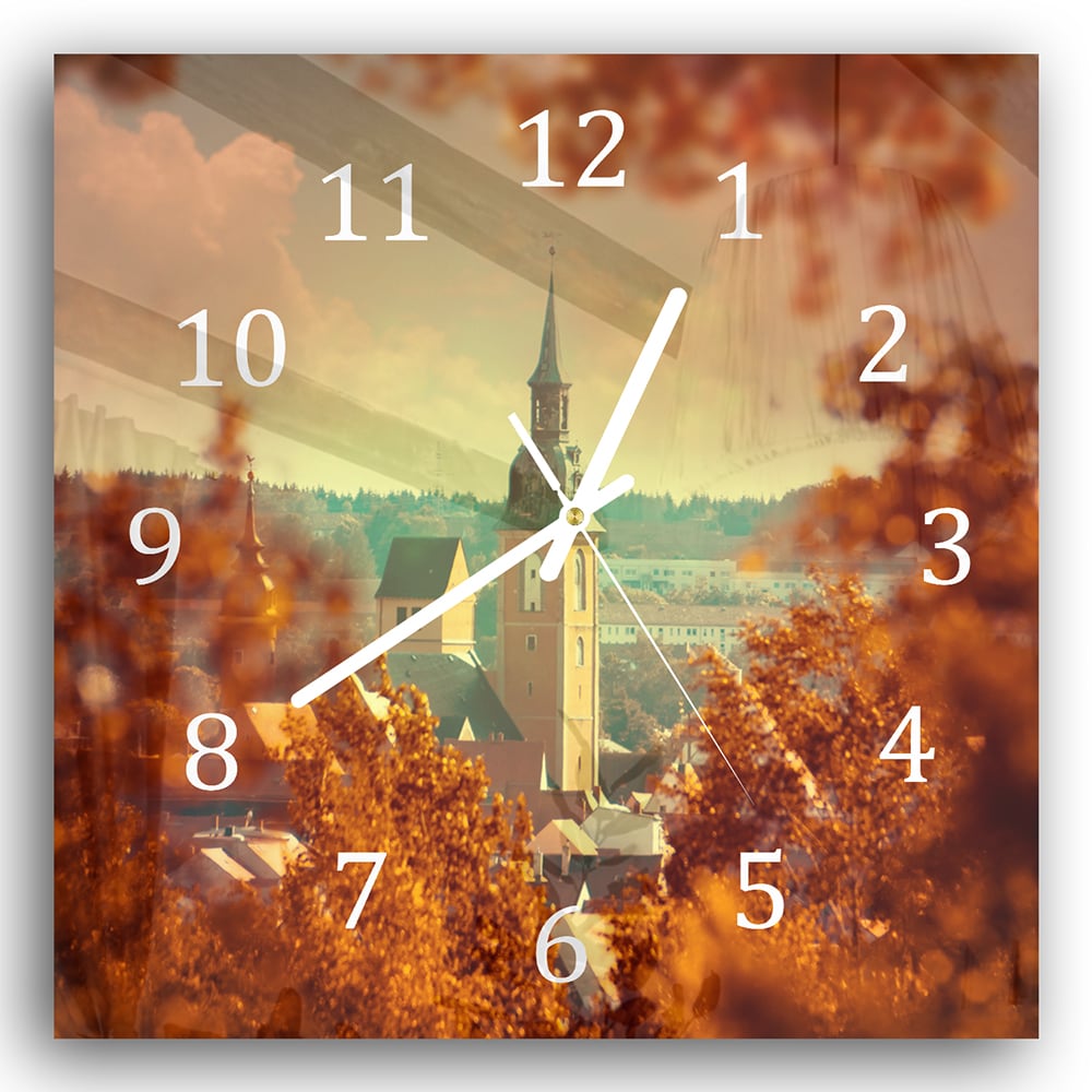 Wanduhr 30x30 - Kirche im Herbst