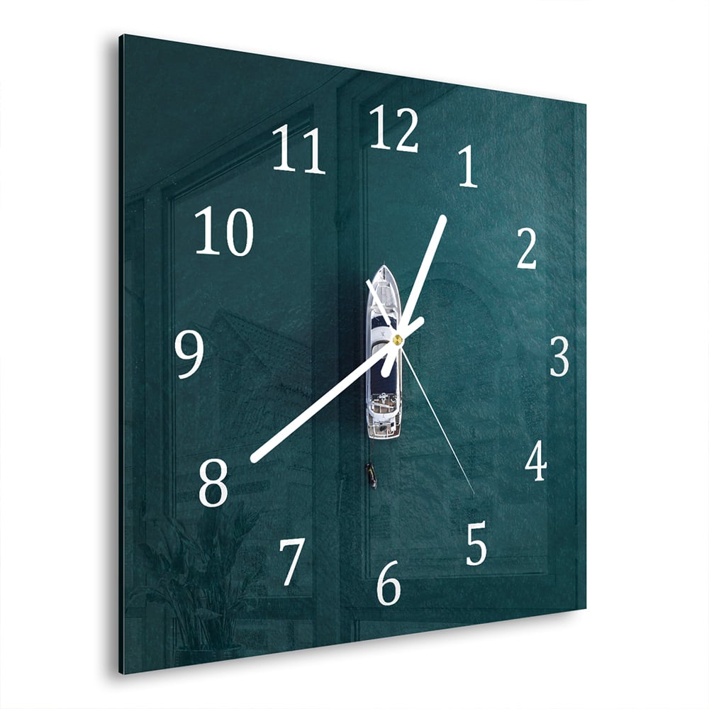 Wanduhr 30x30 - Jacht im Ozean