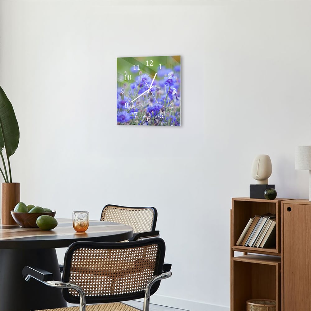 Wanduhr 30x30 - Kornblumen in Blüte