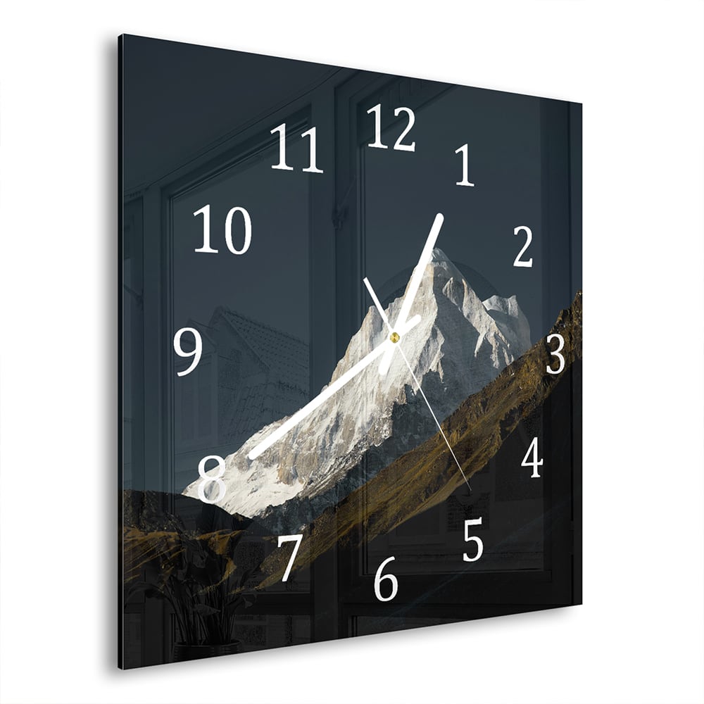 Wanduhr 30x30 - Schneebedeckte Bergspitze