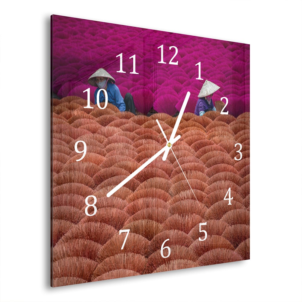 Wanduhr 30x30 - Räucherstäbchenherstellung in Vietnam