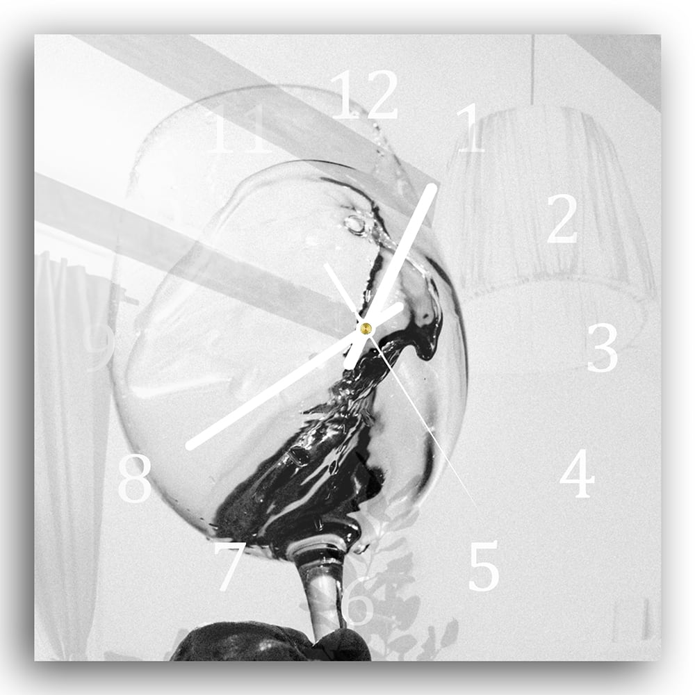 Wanduhr 30x30 - Wein in Schwarz-Weiß