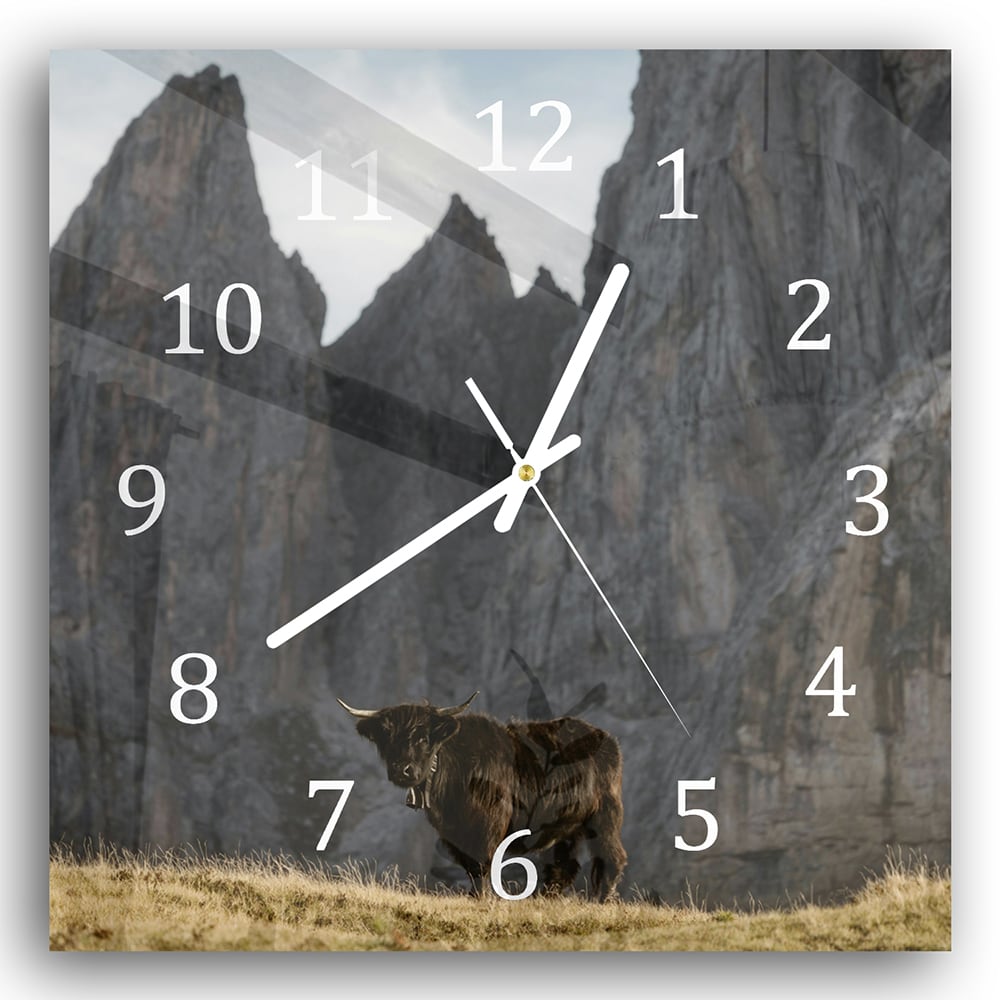 Wanduhr 30x30 - Stier in den Bergen
