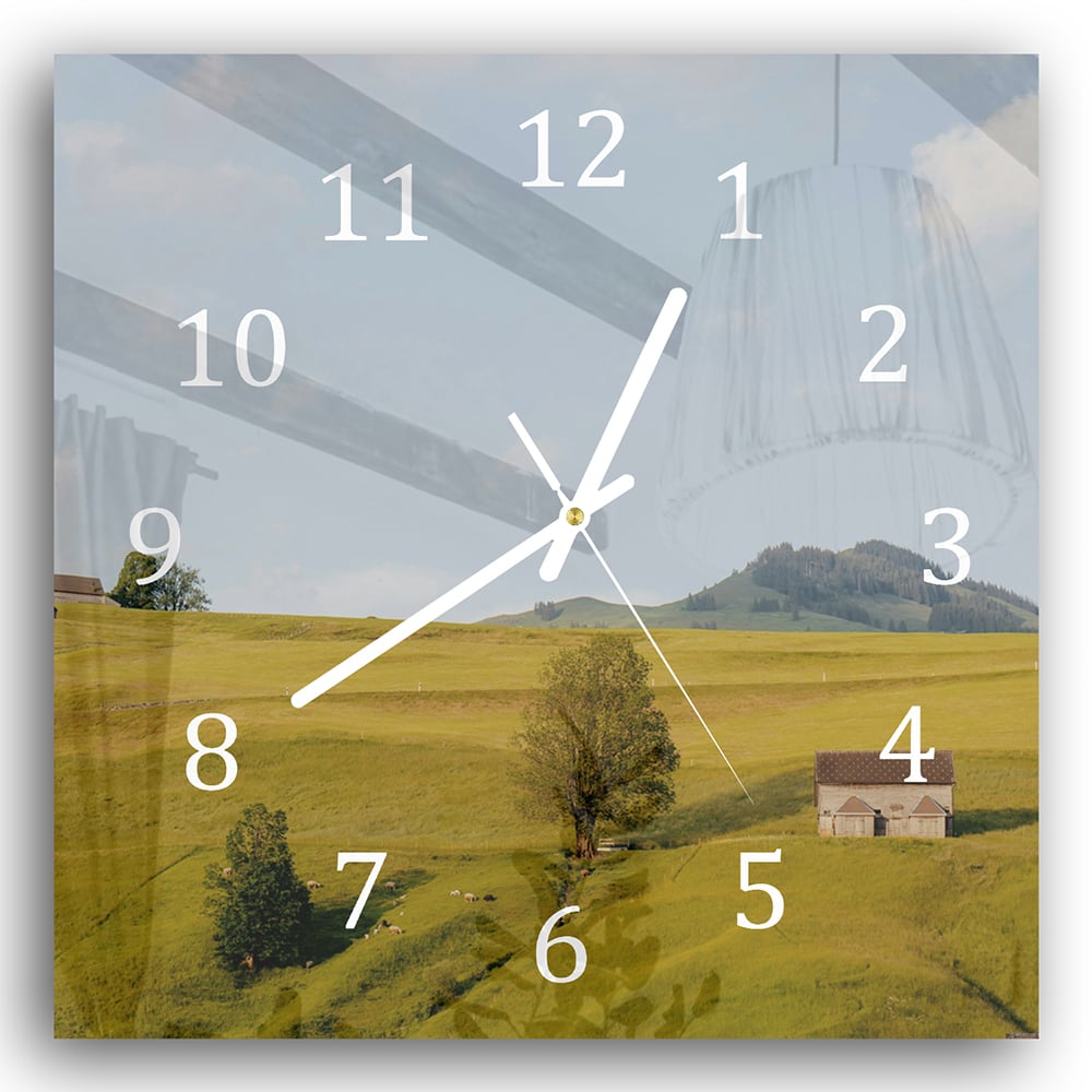 Wanduhr 30x30 - Hügelige Landschaft