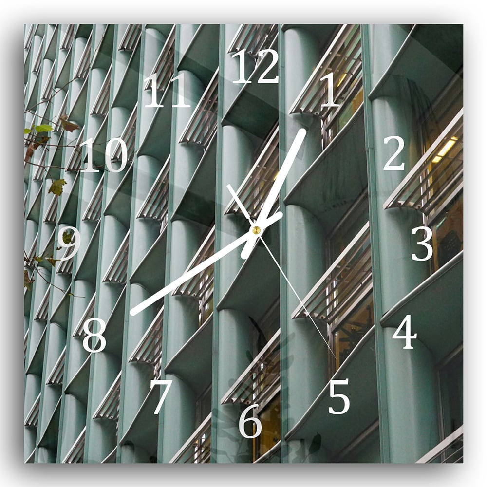 Wanduhr 30x30 - Städtische Architektur